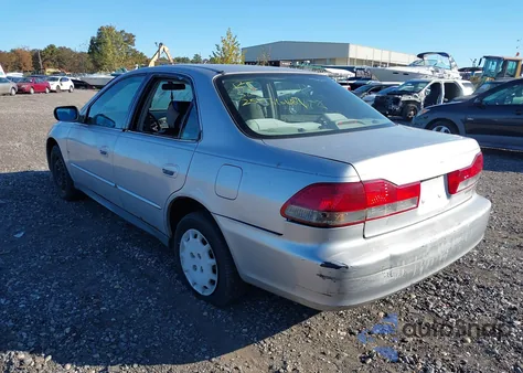 2001 Honda Accord 2.3 Lx from USA, damaged, VIN 1HGCG56491A077804
